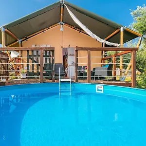 Prima Insula Glamping Brusici
